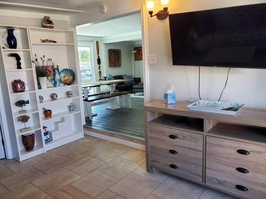 Villa 3 Bed, 2 Bath, Waterfront, Dock, Large Driveway Tavares Exterior foto
