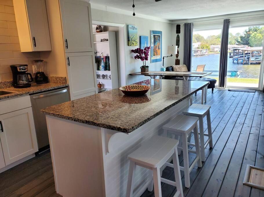 Villa 3 Bed, 2 Bath, Waterfront, Dock, Large Driveway Tavares Exterior foto
